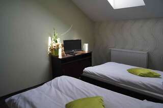 Мотели Motel-Restauracja Ballaton Chustki Двухместный номер с 1 кроватью или 2 отдельными кроватями-2